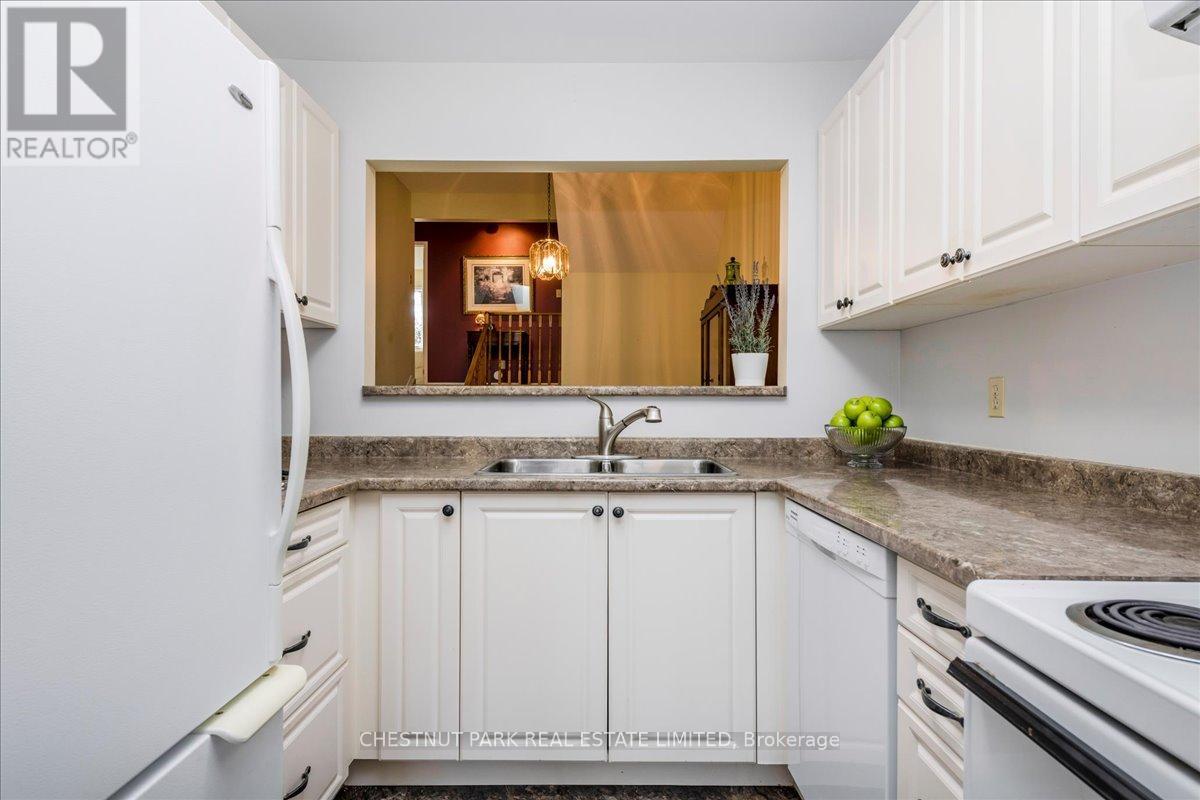 138 GREEN BRIAR ROAD — photo 5