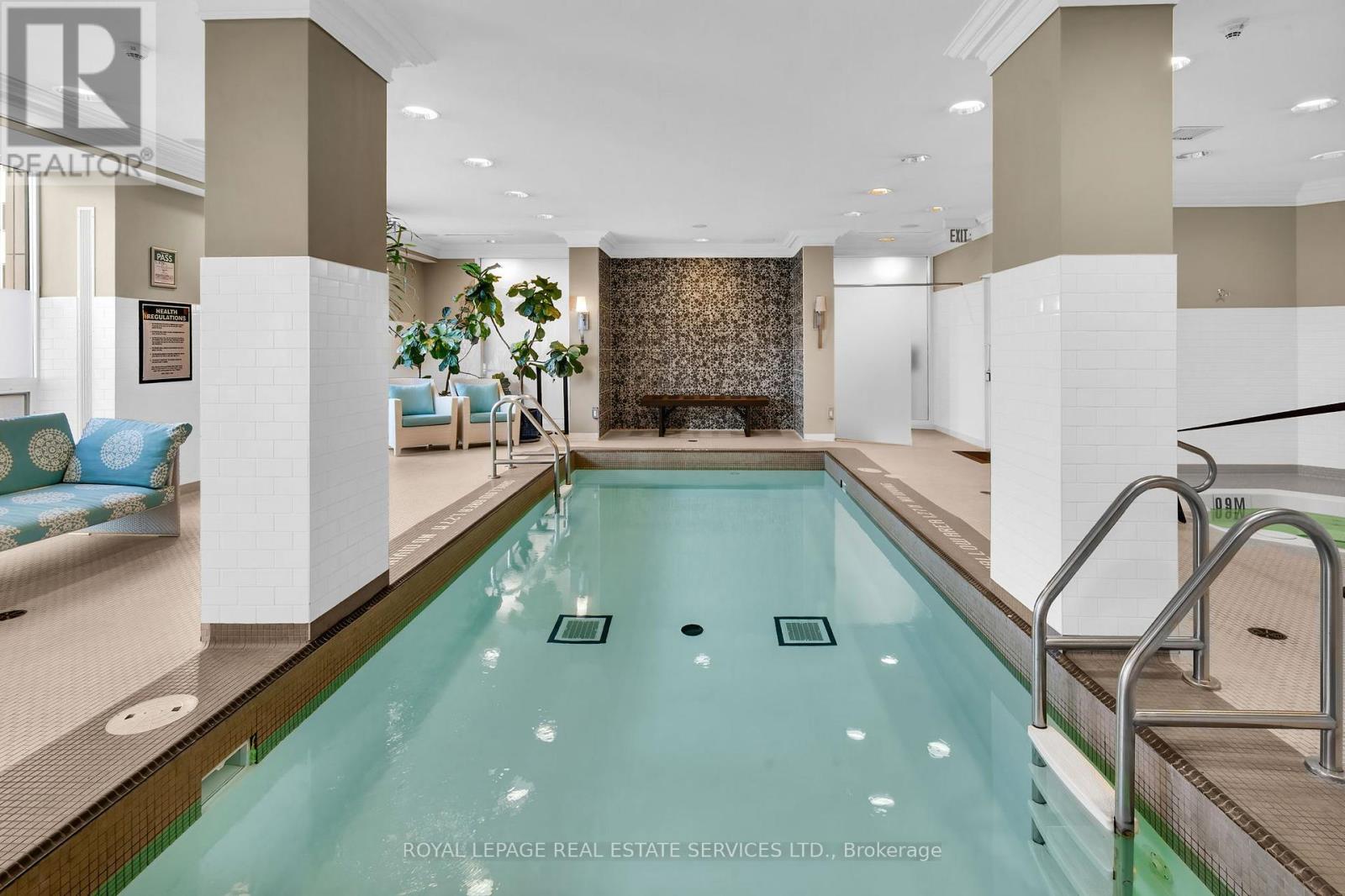 #1701 155 ST CLAIR AVENUE W - 38