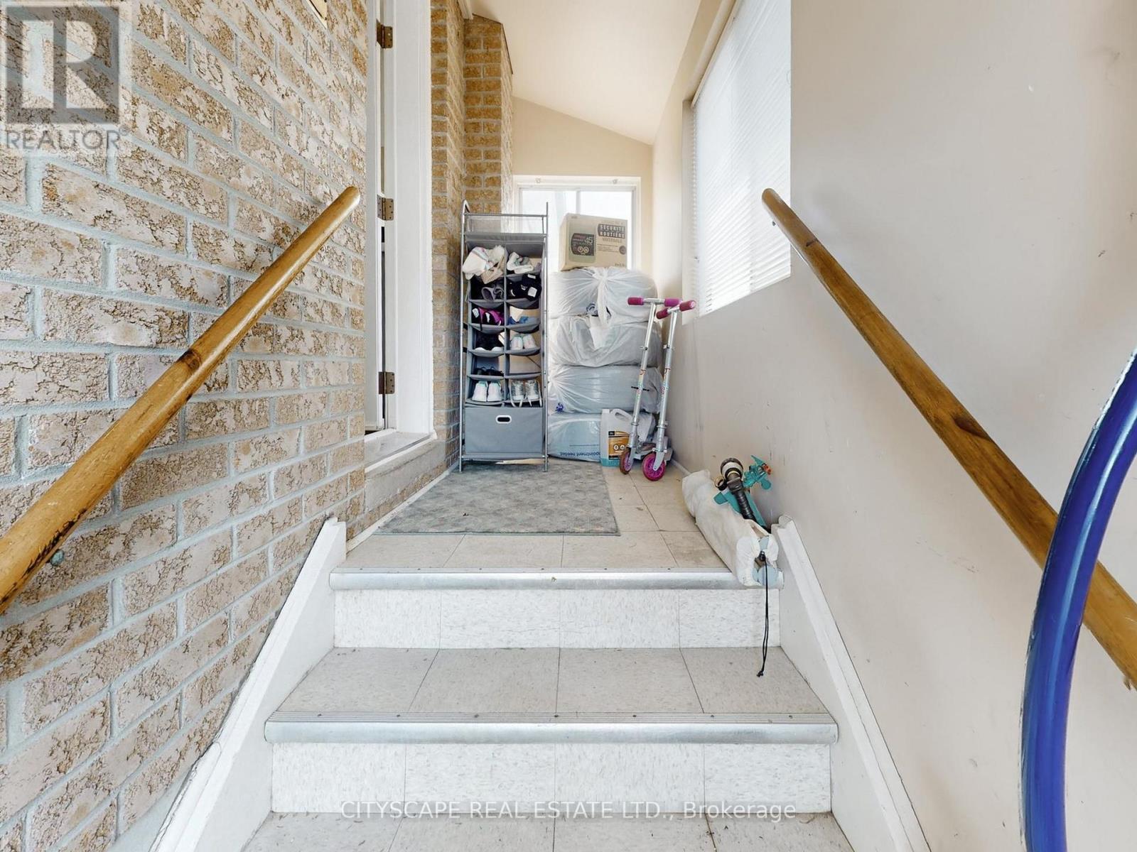 87 SAVONA DRIVE — photo 35