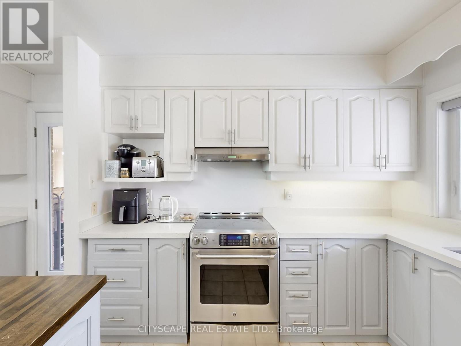 87 SAVONA DRIVE — photo 8
