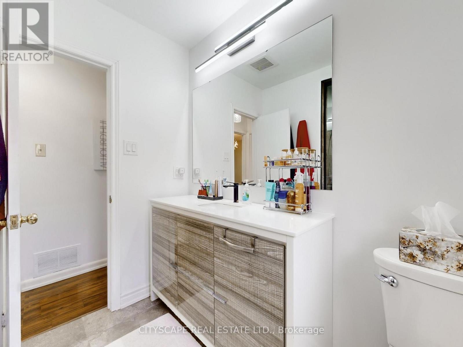 87 SAVONA DRIVE — photo 13