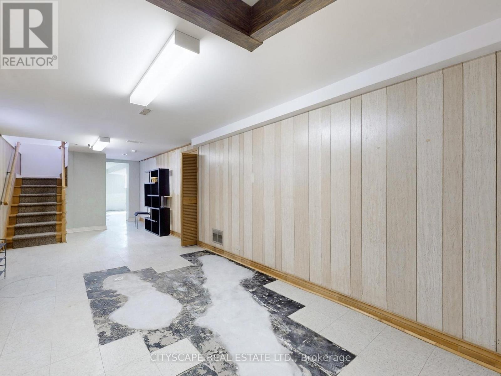 87 SAVONA DRIVE — photo 28