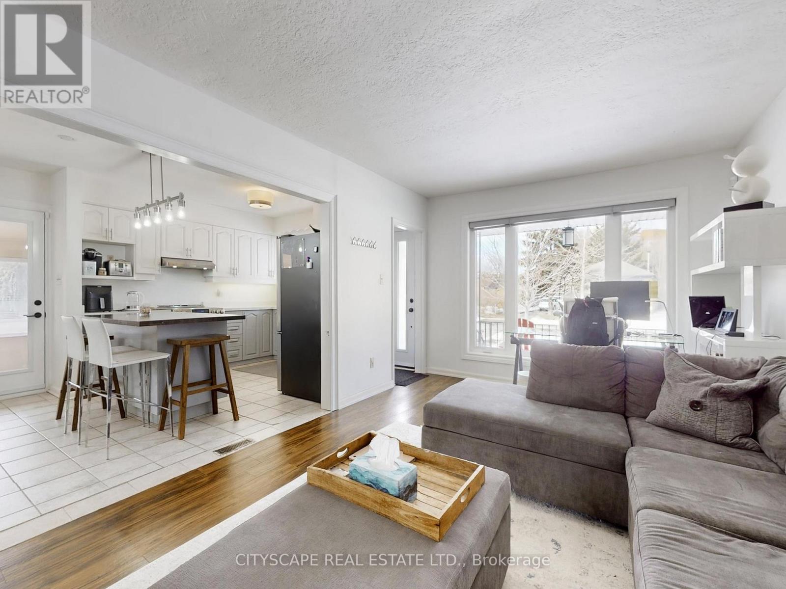87 SAVONA DRIVE — photo 5