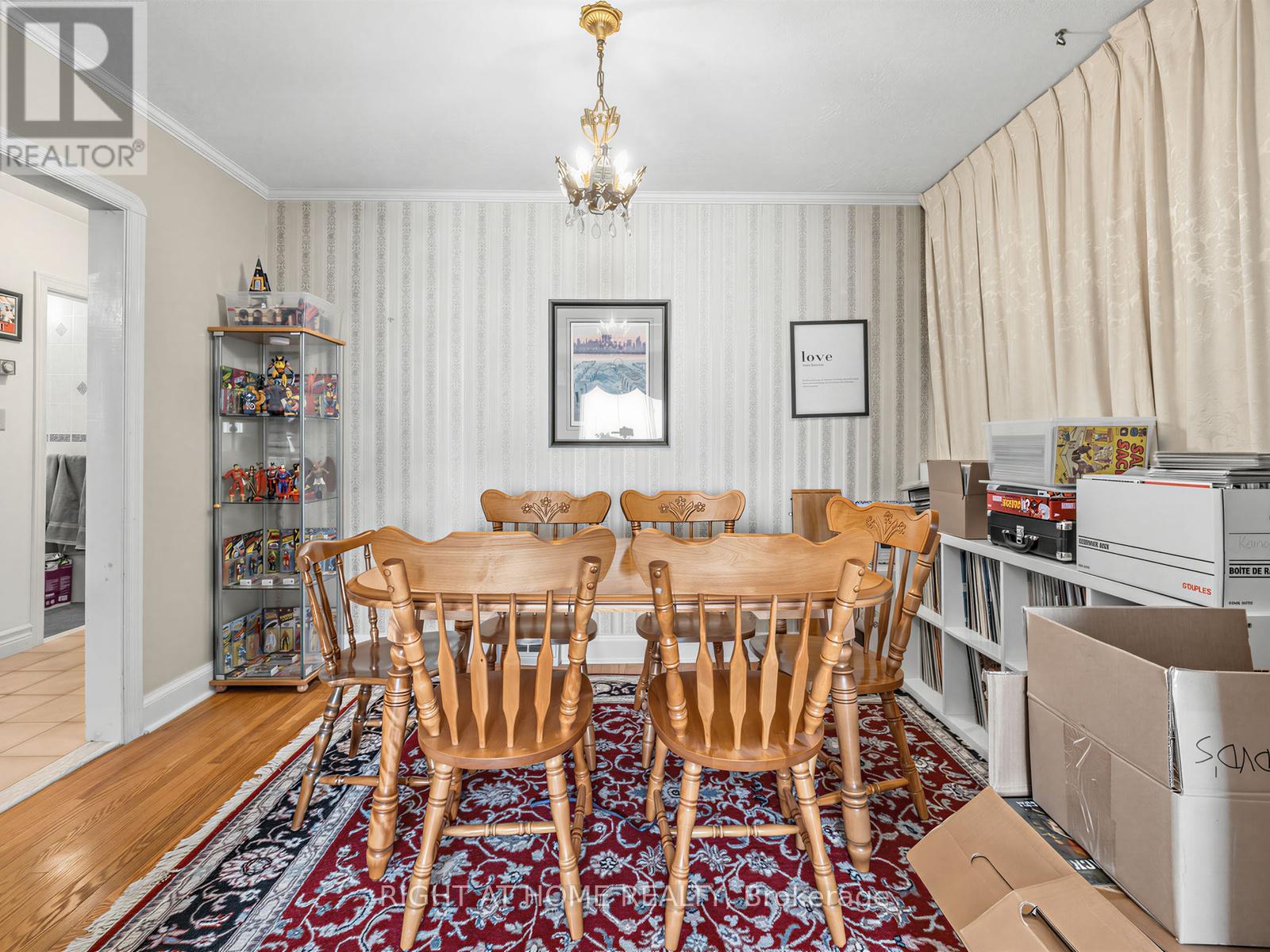 524 COLBORNE STREET E - 10