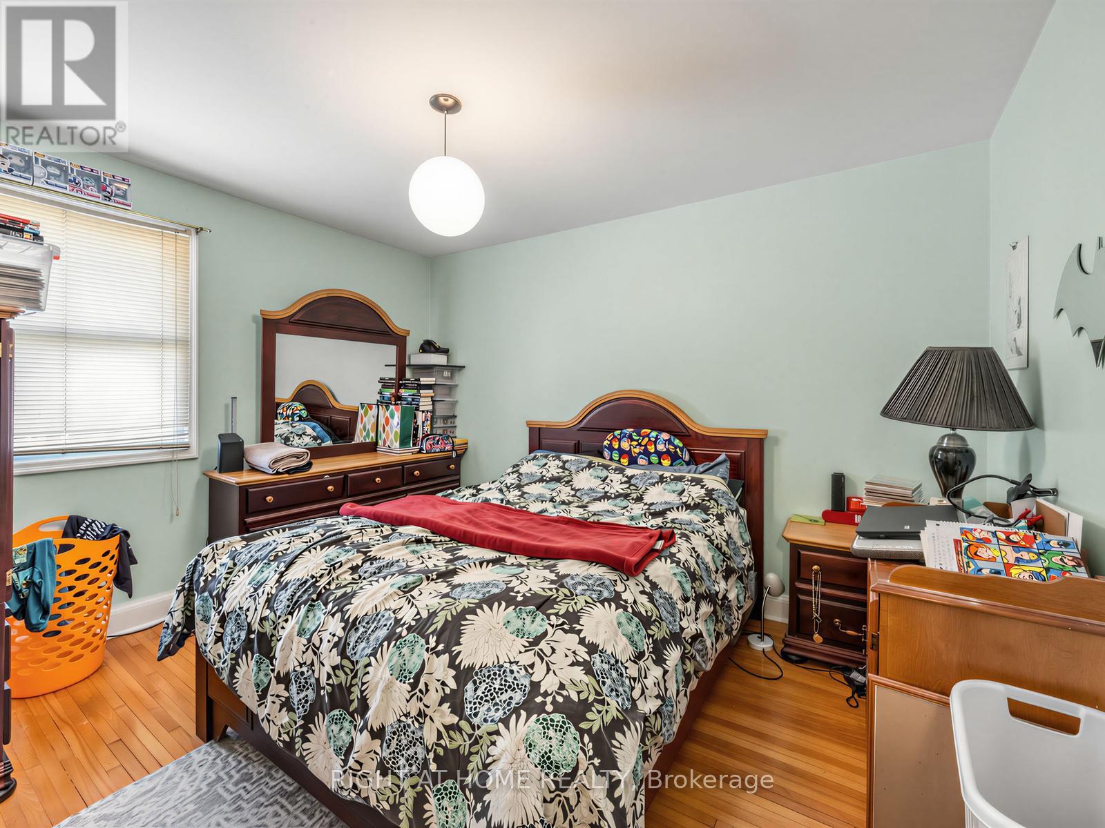 524 COLBORNE STREET E - 15