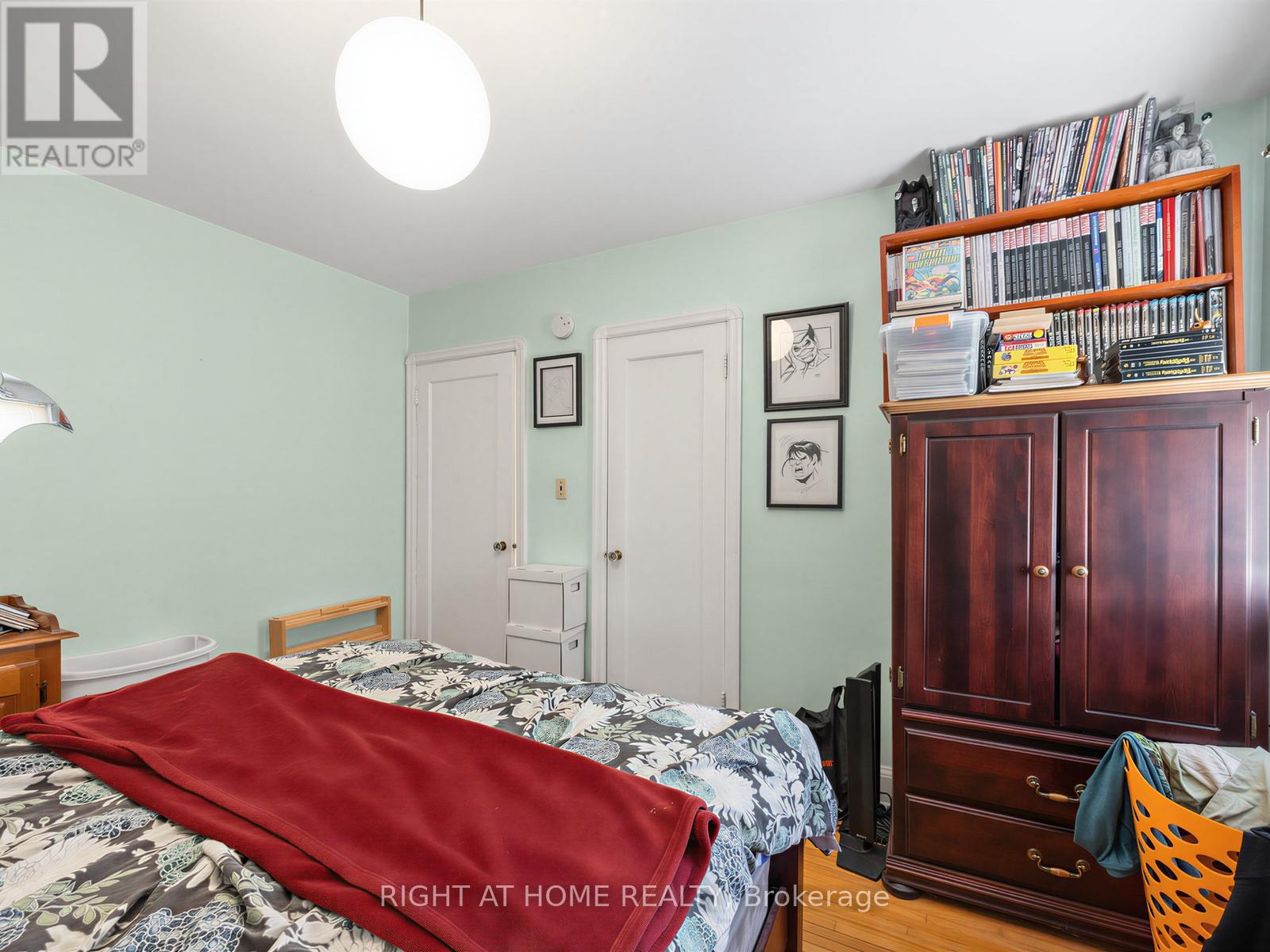 524 COLBORNE STREET E - 16