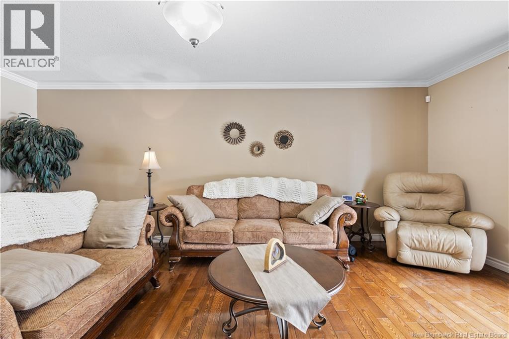 1 SILVERWOOD DRIVE - 10