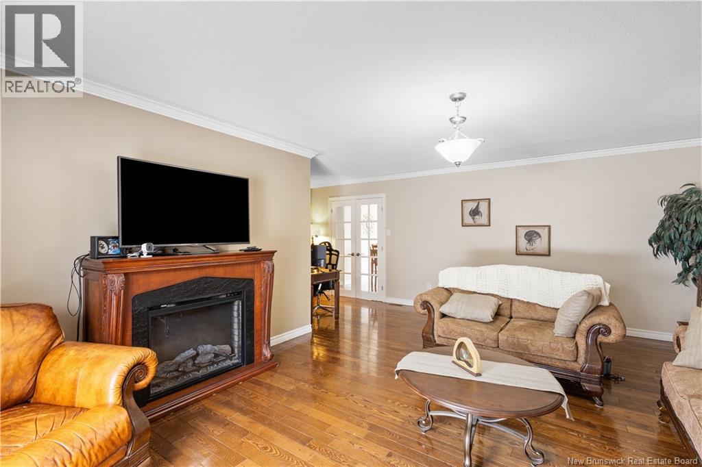 1 SILVERWOOD DRIVE - 12
