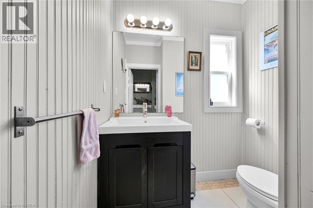 40 LOCKE Street S, Hamilton, Ontario, L8P3Z8 — Photo 19