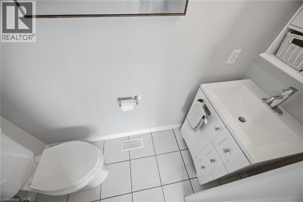 234 COUNTRY CLUB Drive, Guelph, Ontario, N1E3L2 — Photo 19