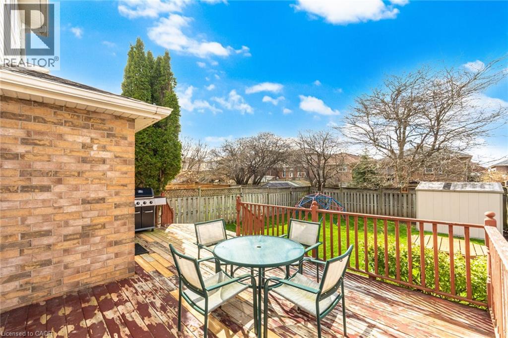 234 COUNTRY CLUB Drive - 44