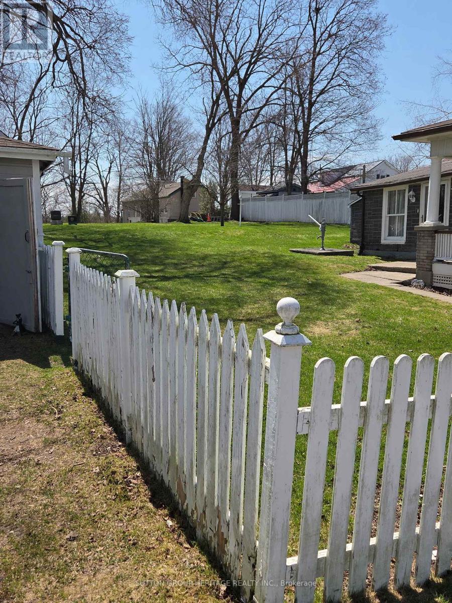 54 MUNRO STREET - photo 5