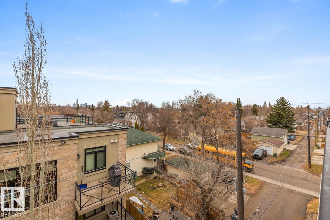 #406 10808 71 AV NW - 32