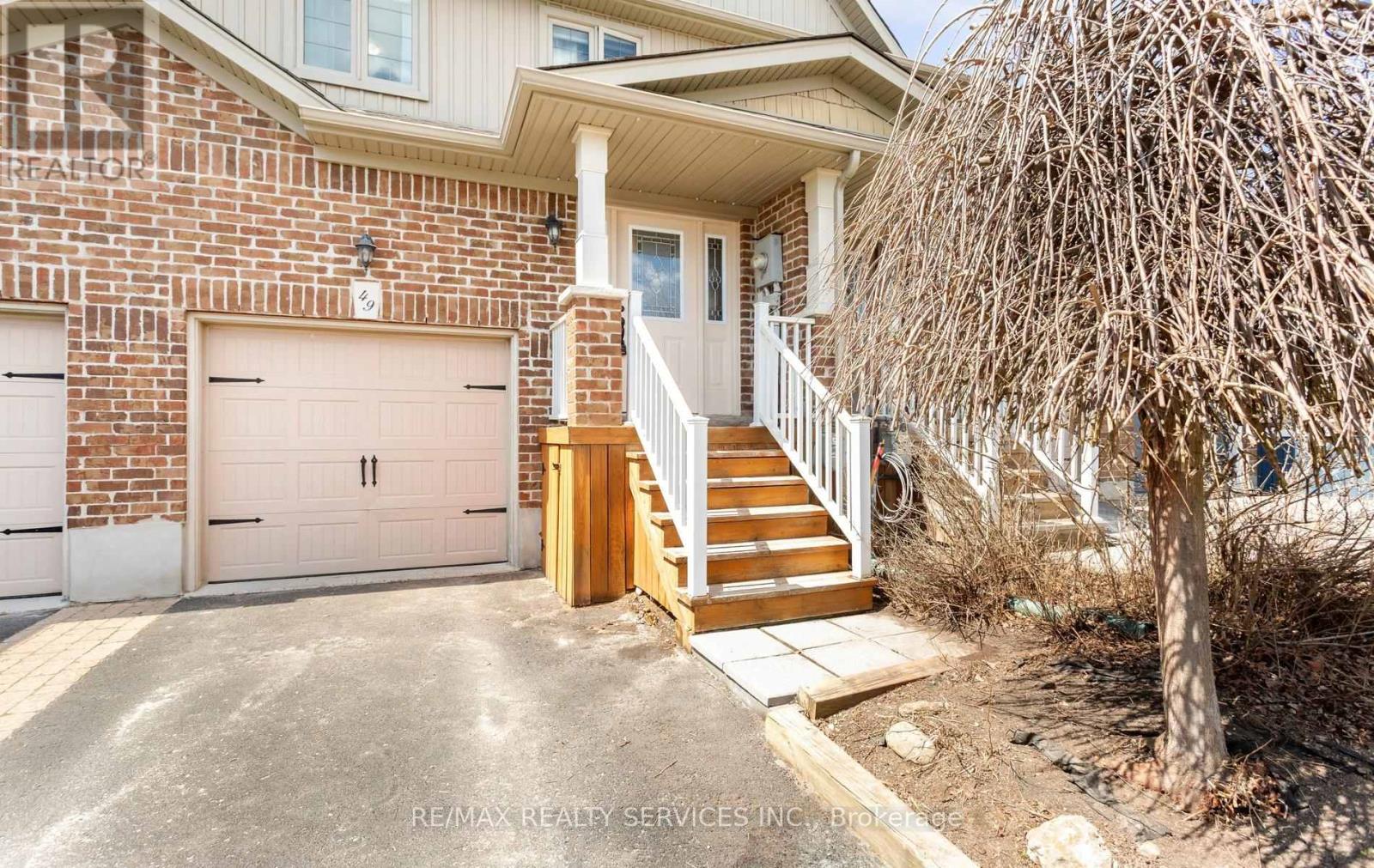 49 JAMES ARNOTT CRESCENT - photo 2