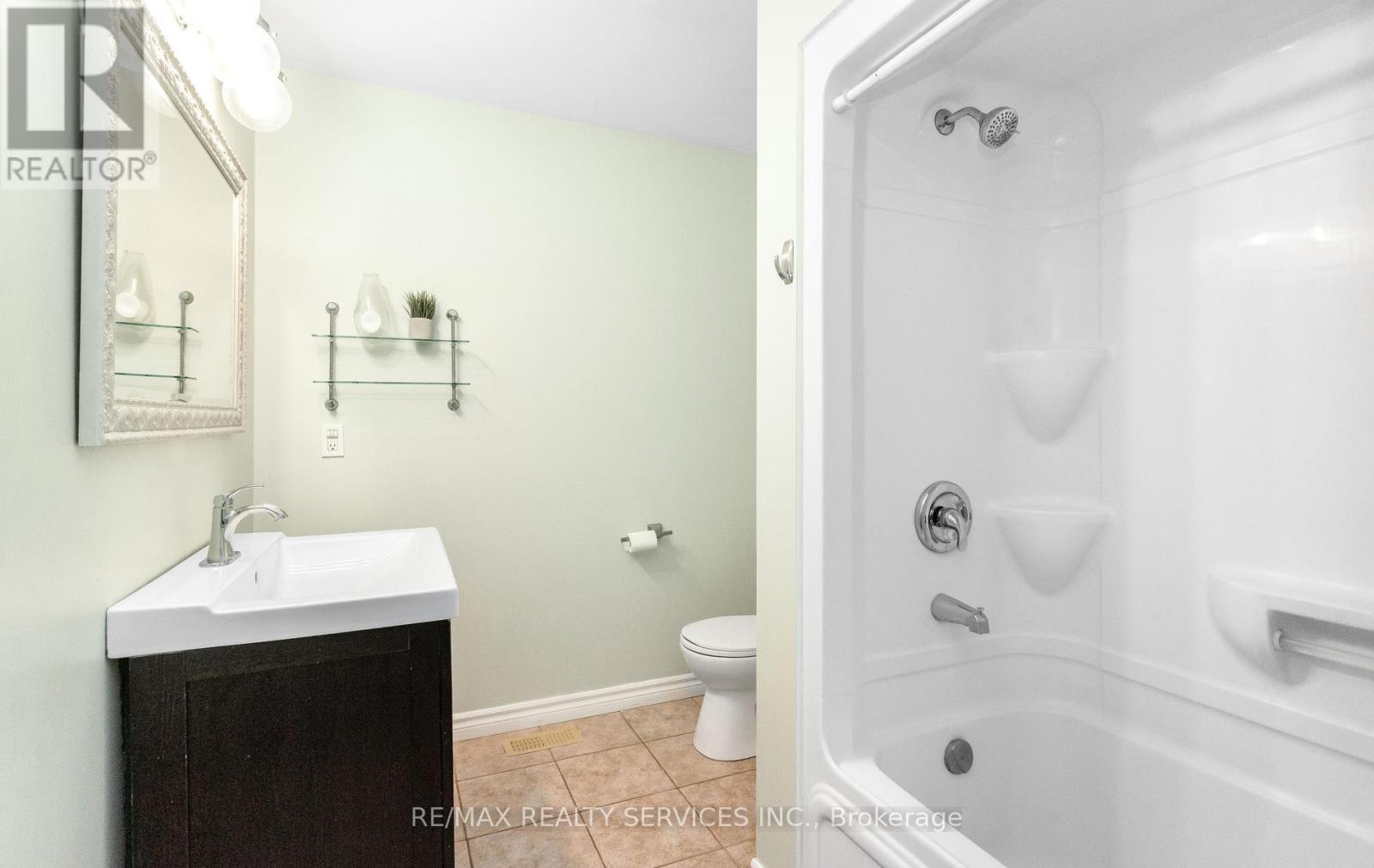49 JAMES ARNOTT CRESCENT — photo 23