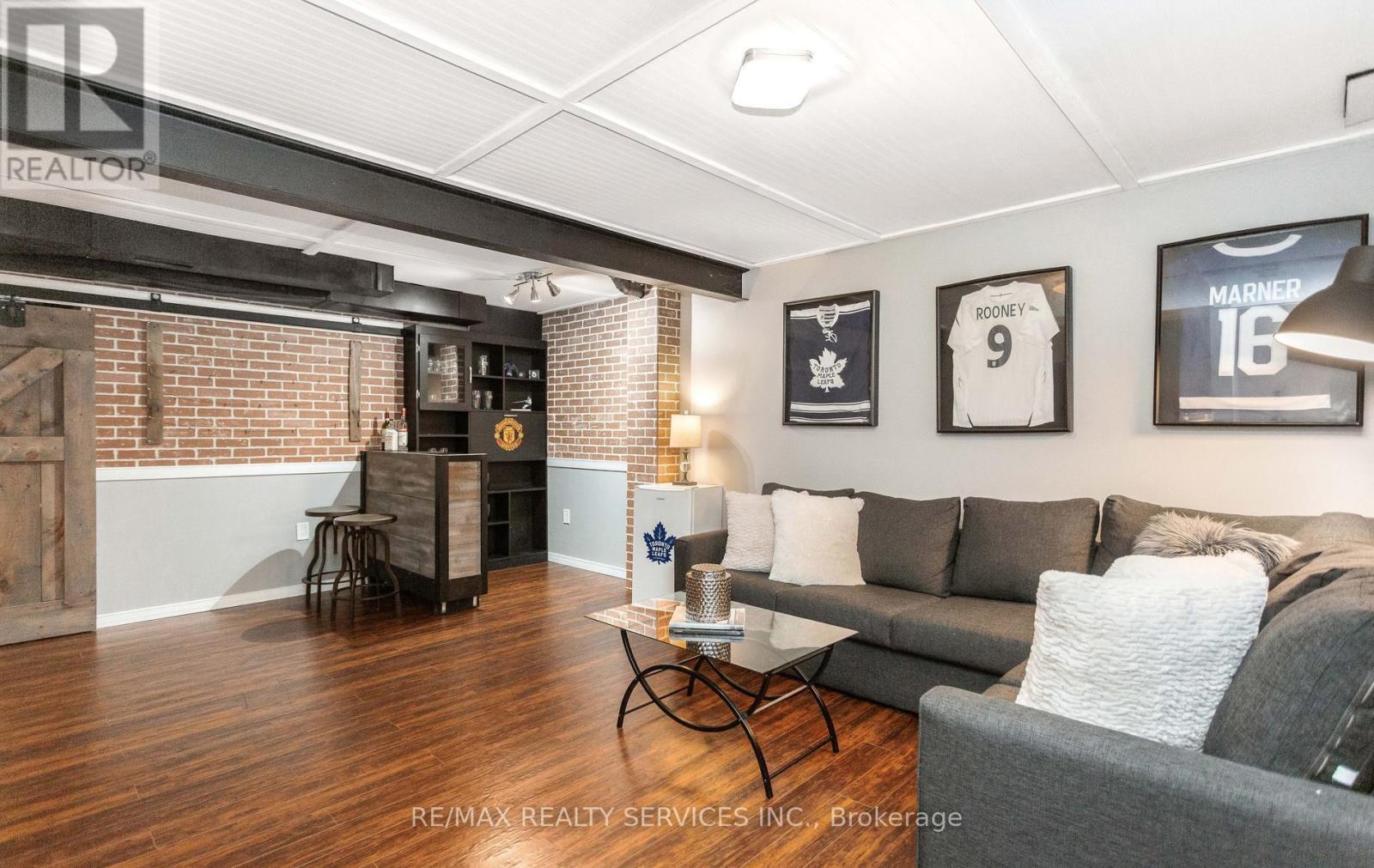 49 JAMES ARNOTT CRESCENT — photo 26