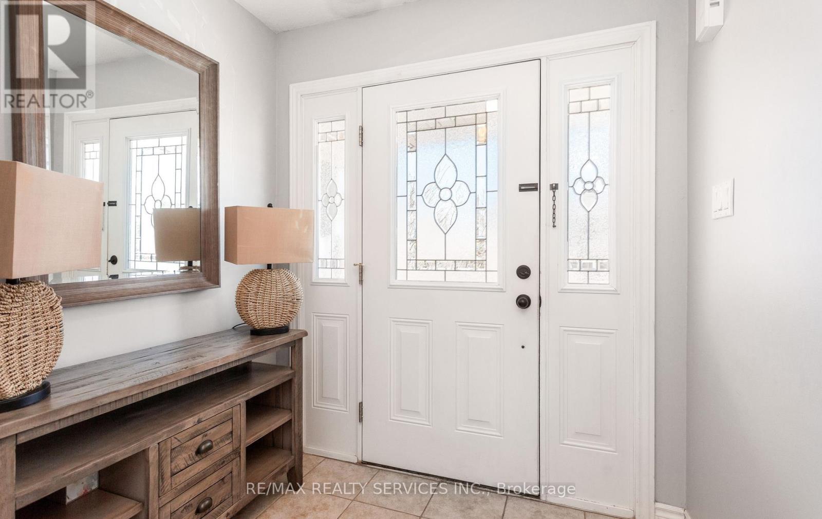 49 JAMES ARNOTT CRESCENT - photo 3