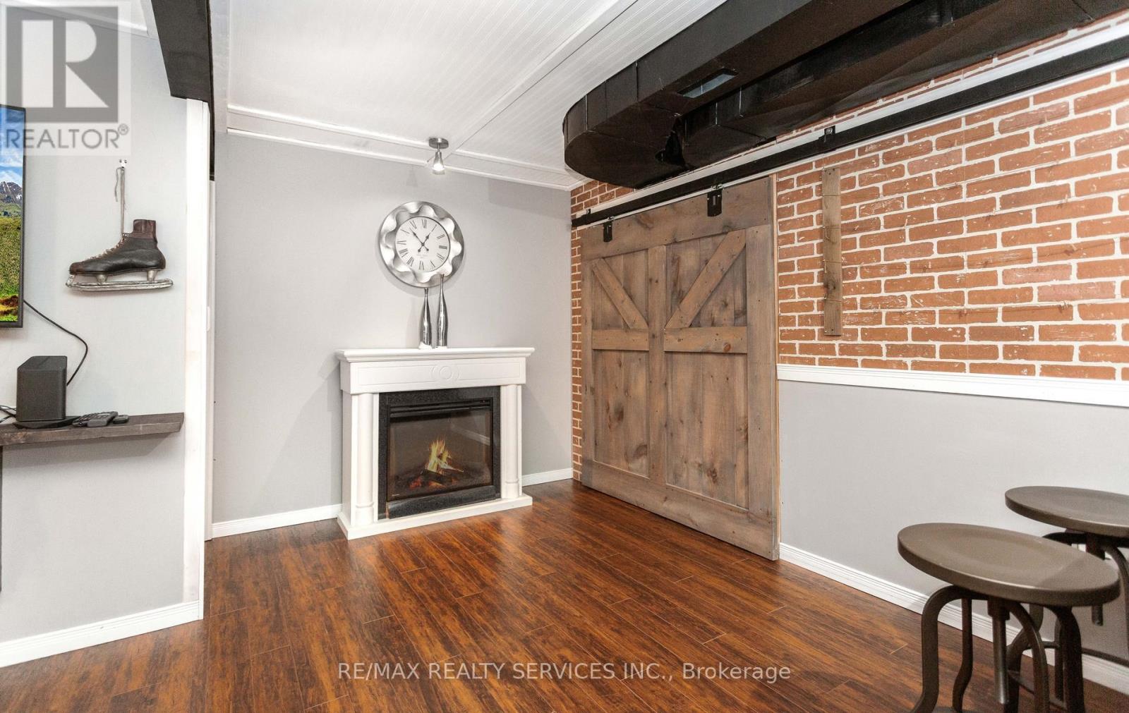 49 JAMES ARNOTT CRESCENT — photo 30