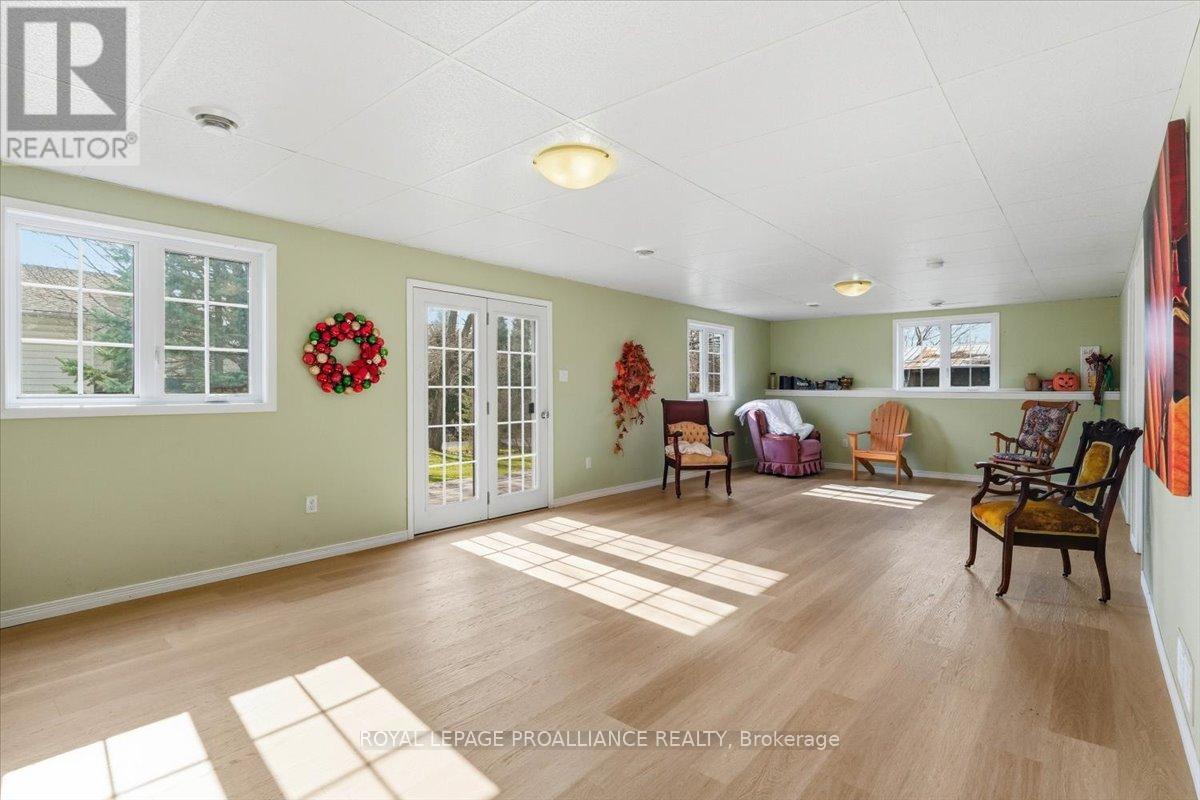 52 HORACE AVENUE — photo 23