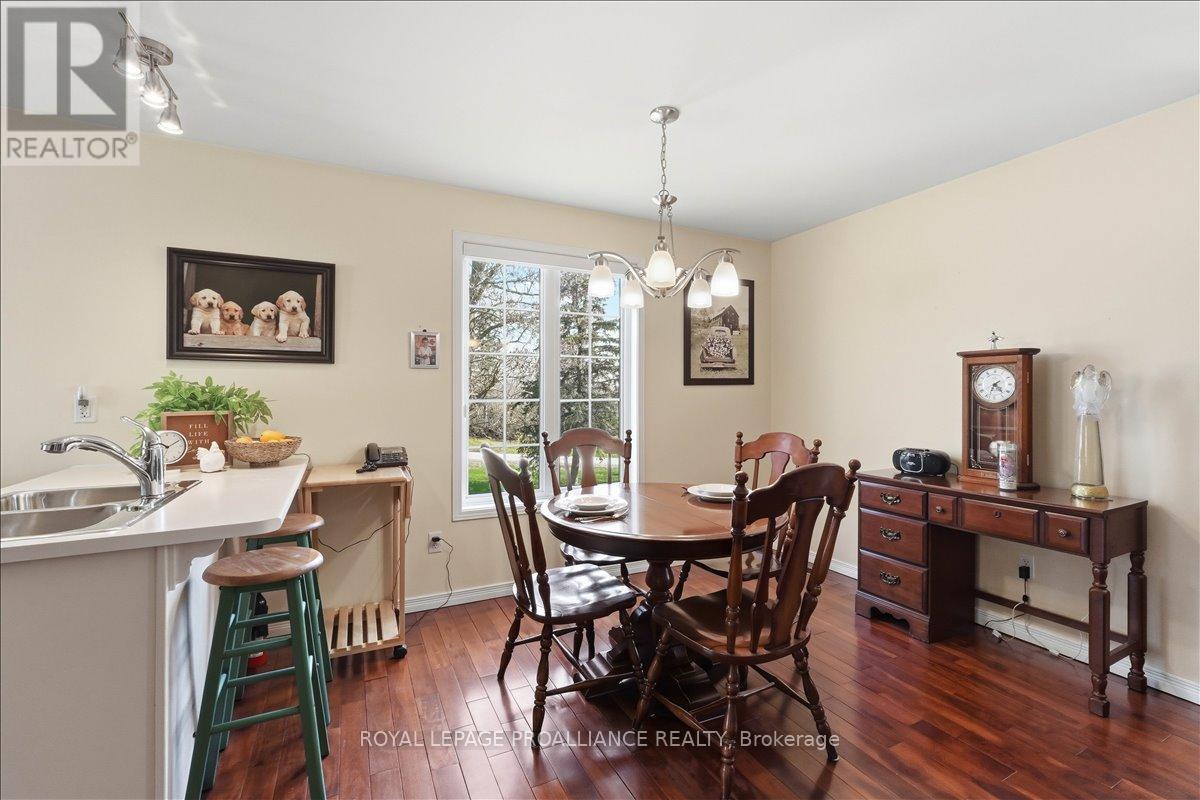 52 HORACE AVENUE — photo 13