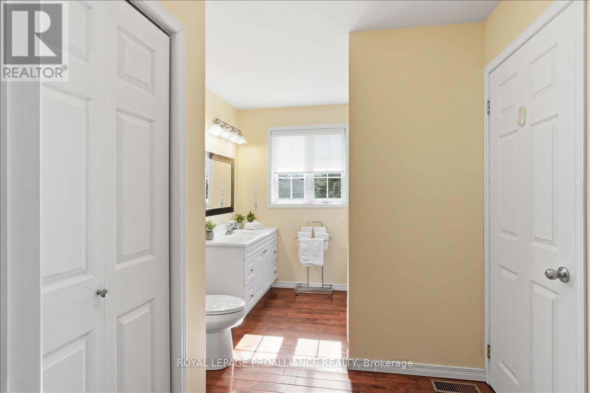 52 HORACE AVENUE — photo 15