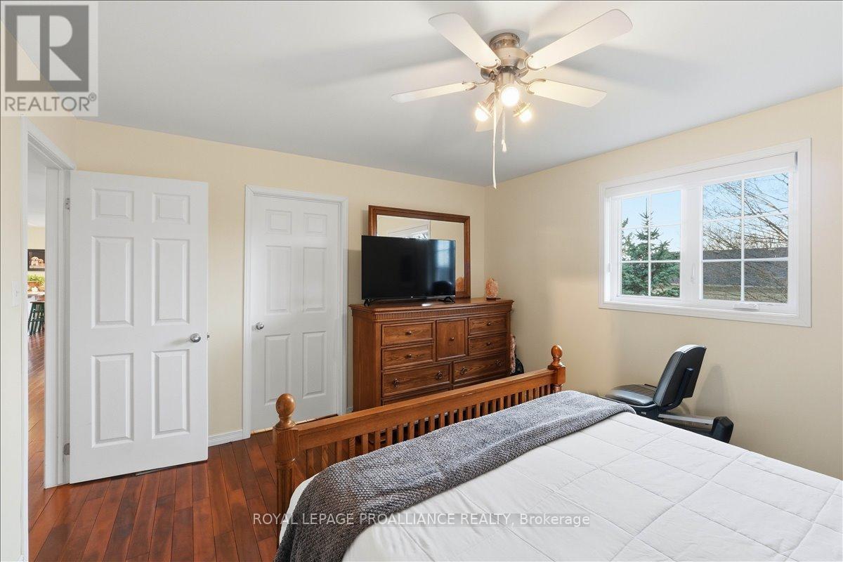52 HORACE AVENUE — photo 18