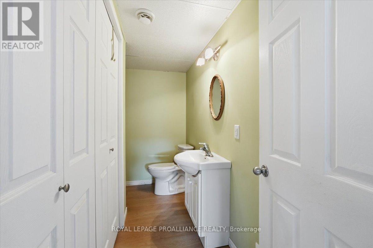 52 HORACE AVENUE — photo 29