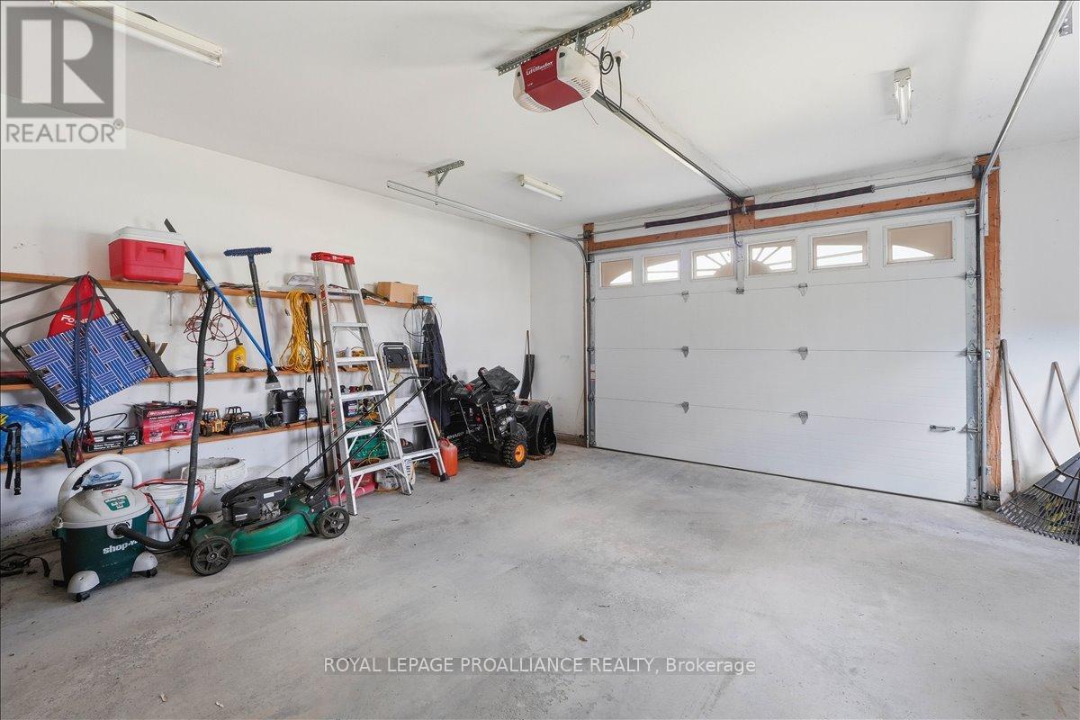 52 HORACE AVENUE — photo 30