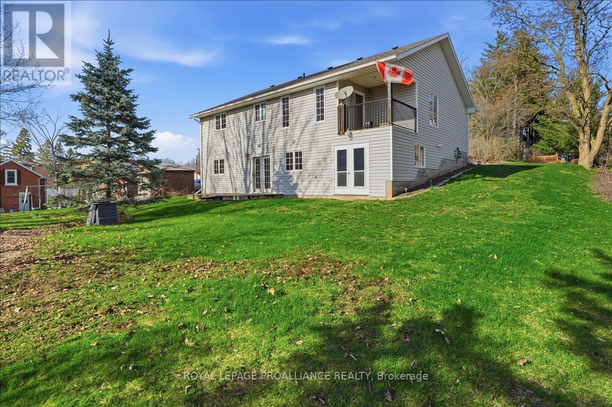 52 HORACE AVENUE - 33