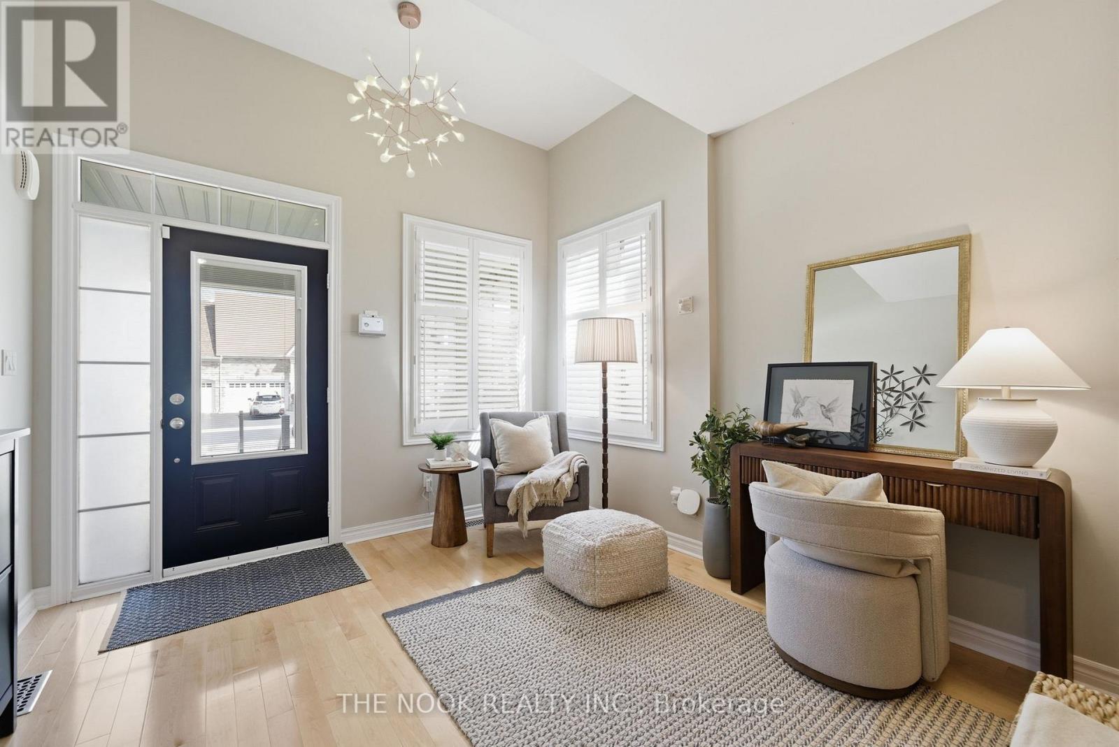 17 DEACON CRESCENT, Kawartha Lakes (Lindsay), Ontario, K9V0L4 — Photo 5