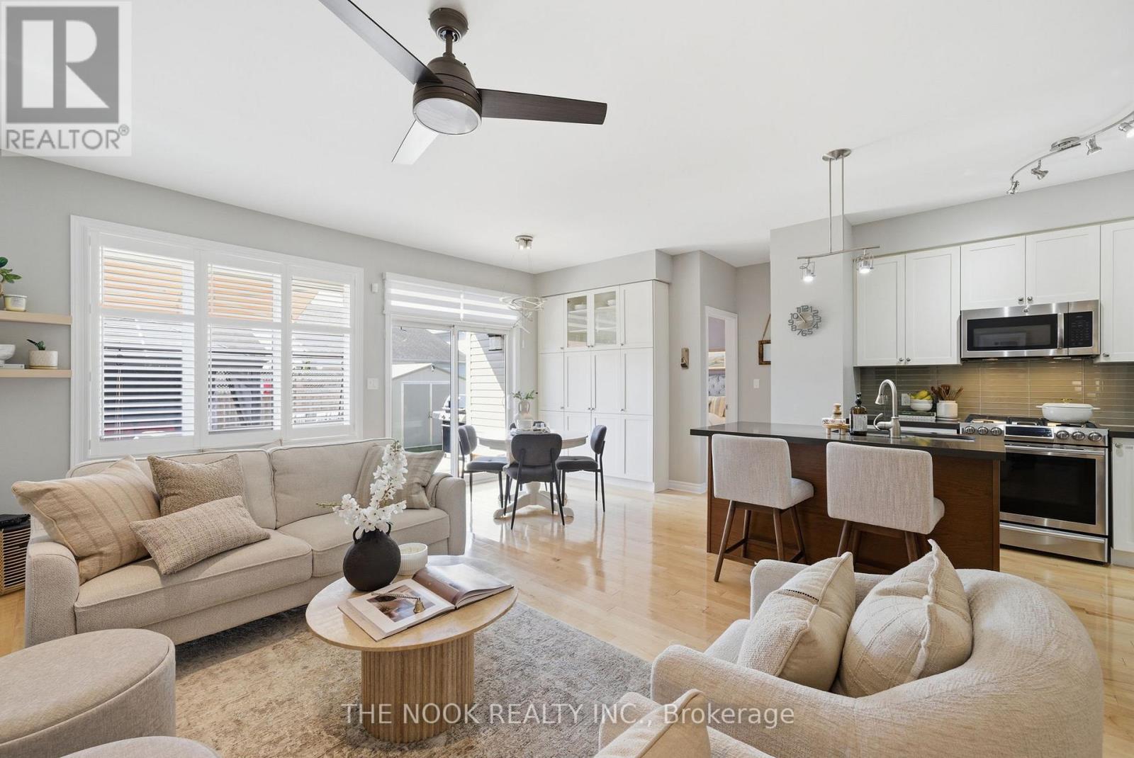 17 DEACON CRESCENT, Kawartha Lakes (Lindsay), Ontario, K9V0L4 — Photo 9