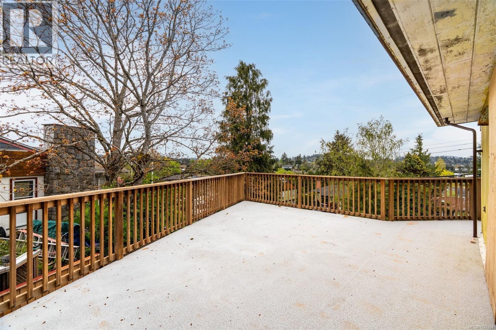  247 Glenairlie Drive, View Royal