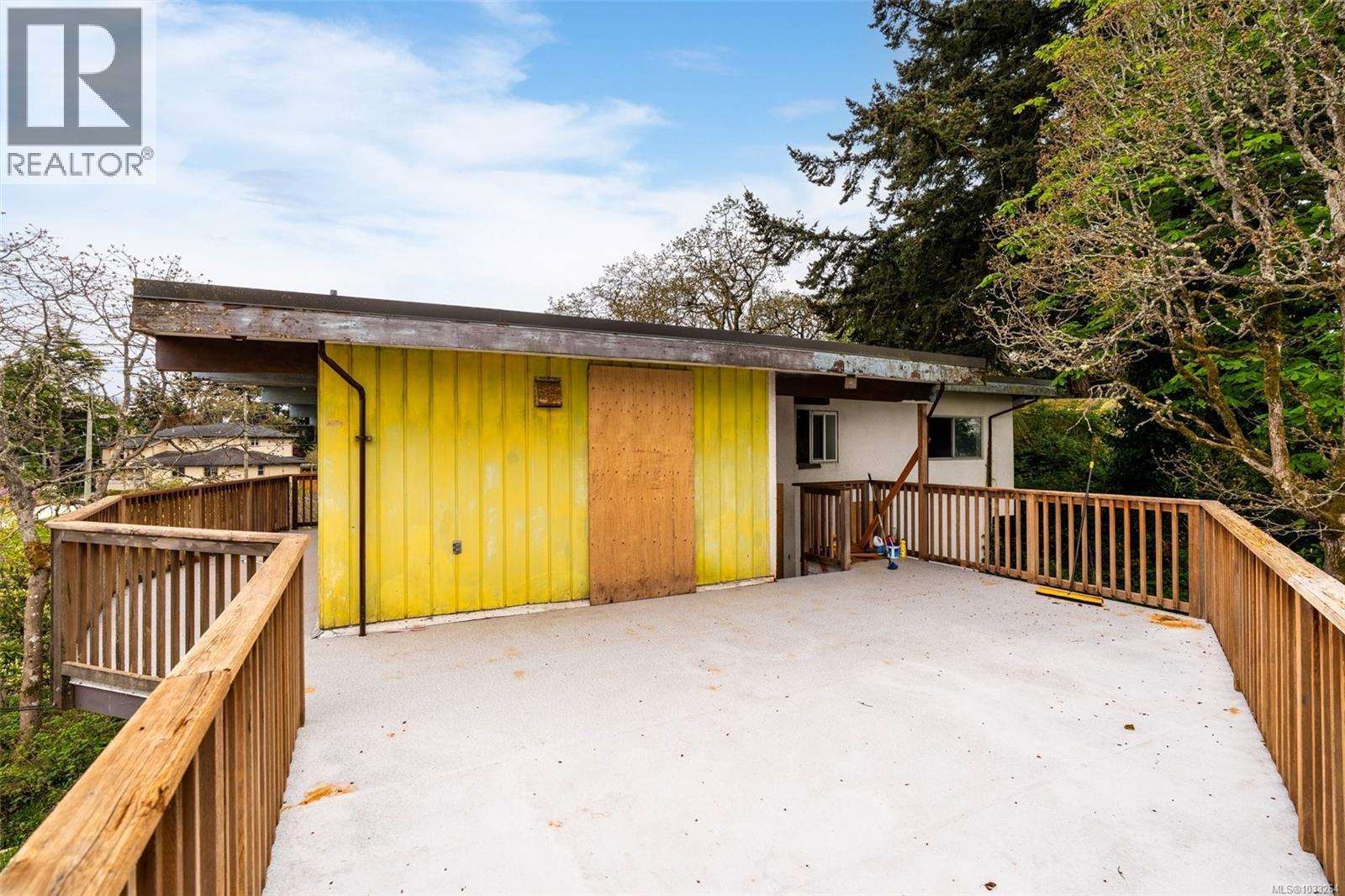  247 Glenairlie Drive, View Royal