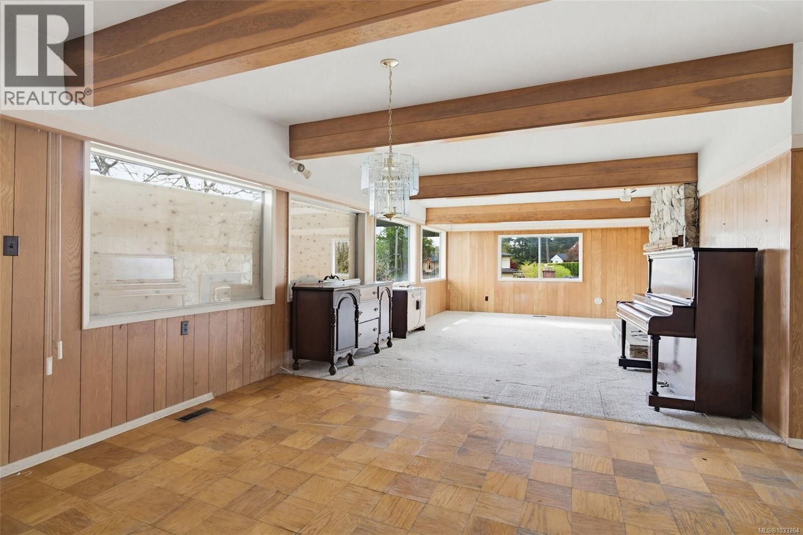  247 Glenairlie Drive, View Royal