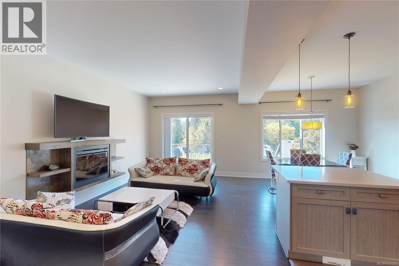  1262 Bombardier Crescent, Langford