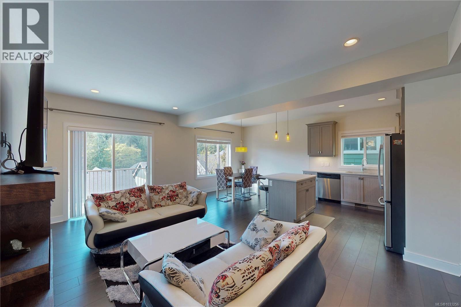  1262 Bombardier Crescent, Langford