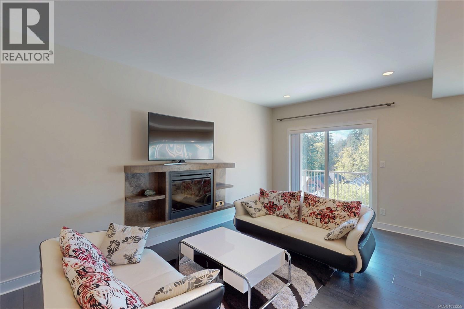  1262 Bombardier Crescent, Langford