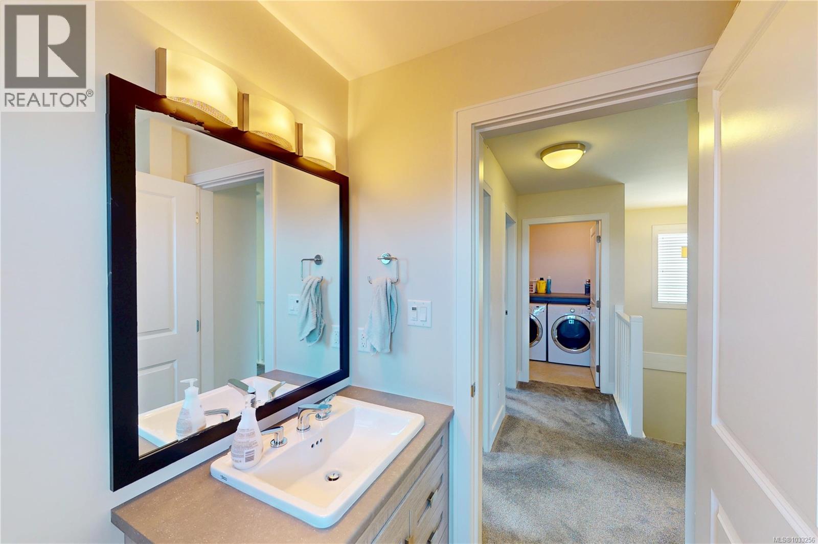  1262 Bombardier Crescent, Langford