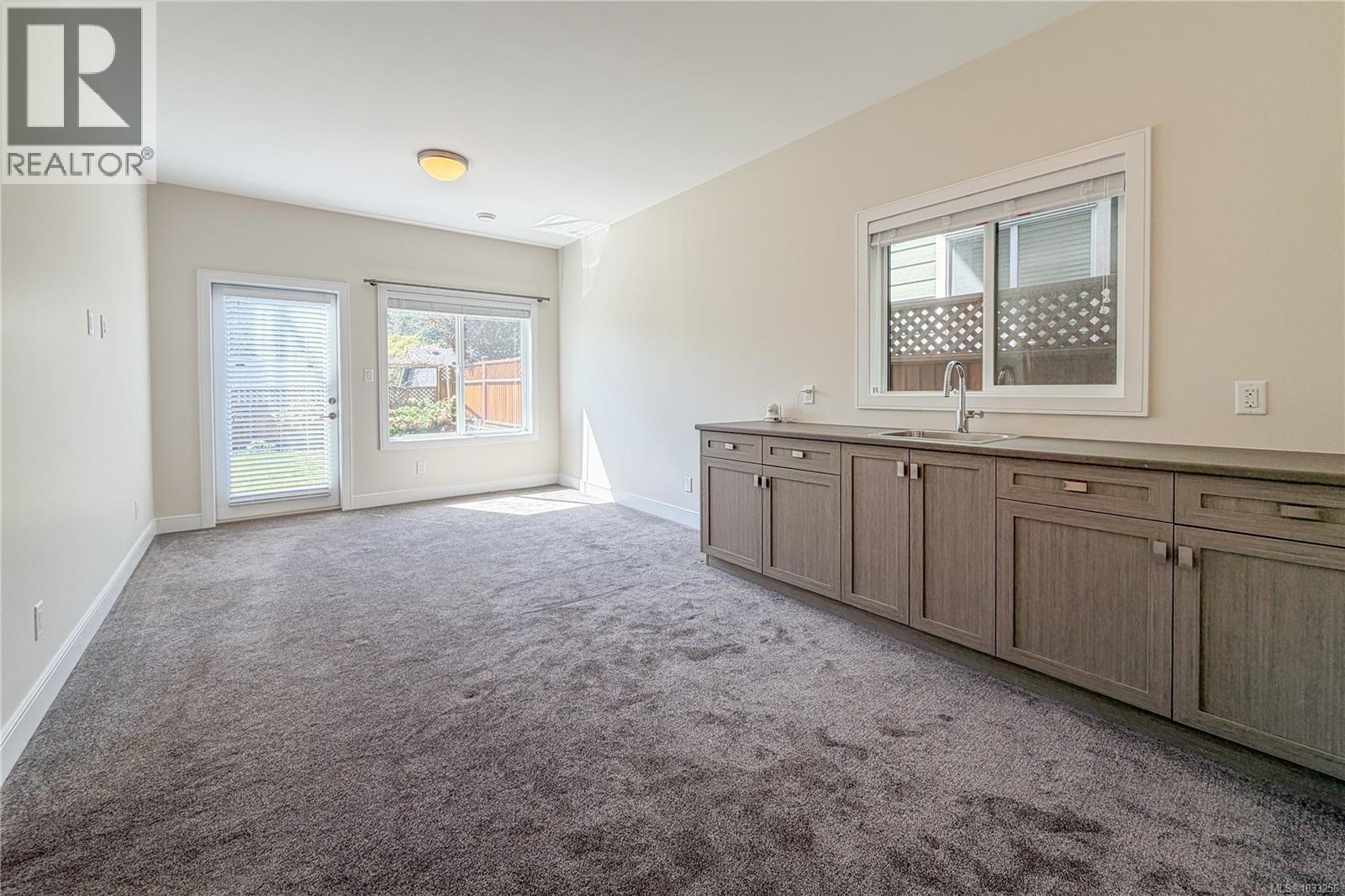  1262 Bombardier Crescent, Langford