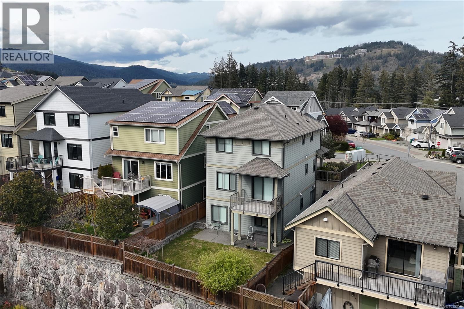  1262 Bombardier Crescent, Langford