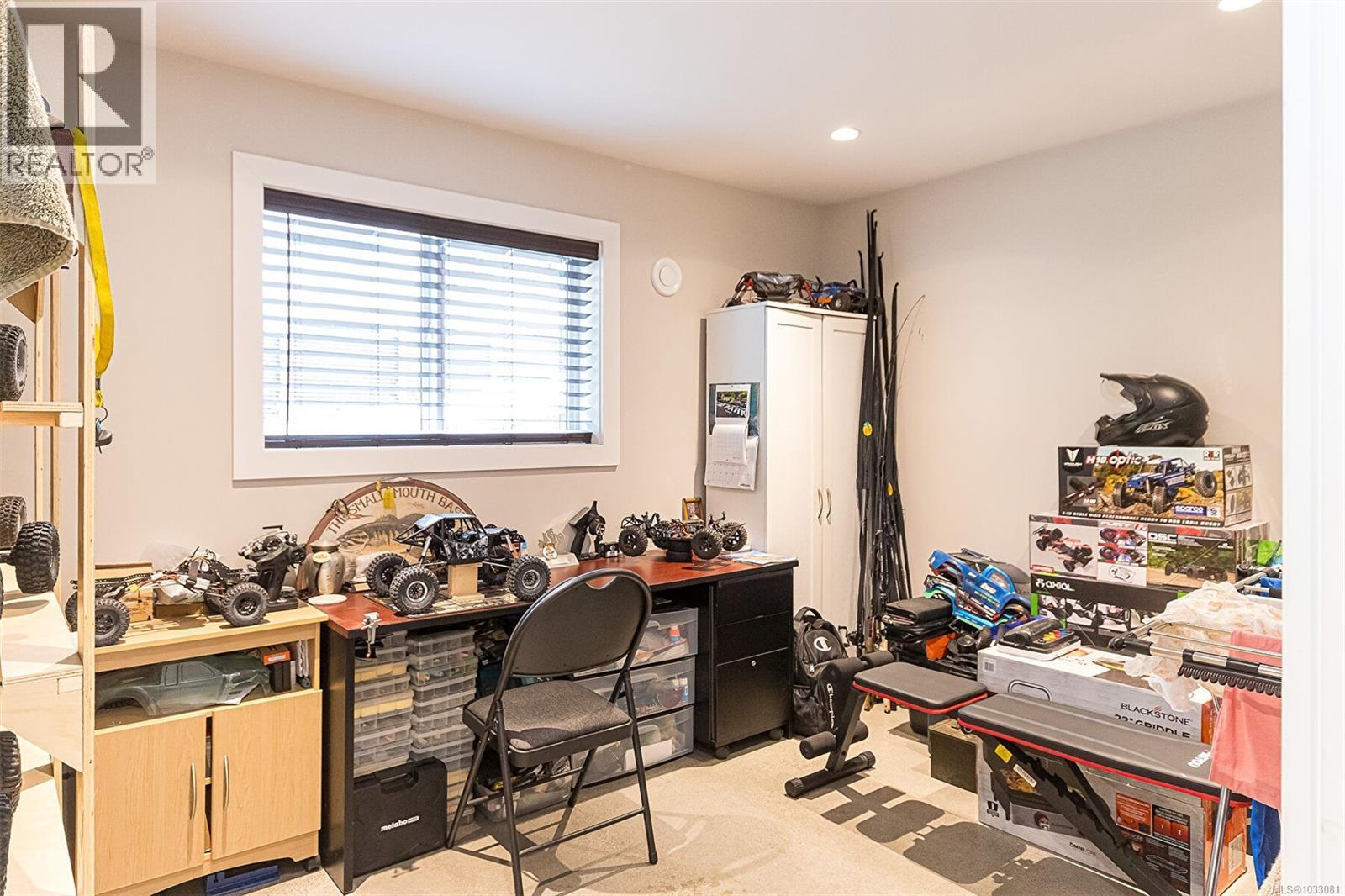 668 Southwood Dr - 53