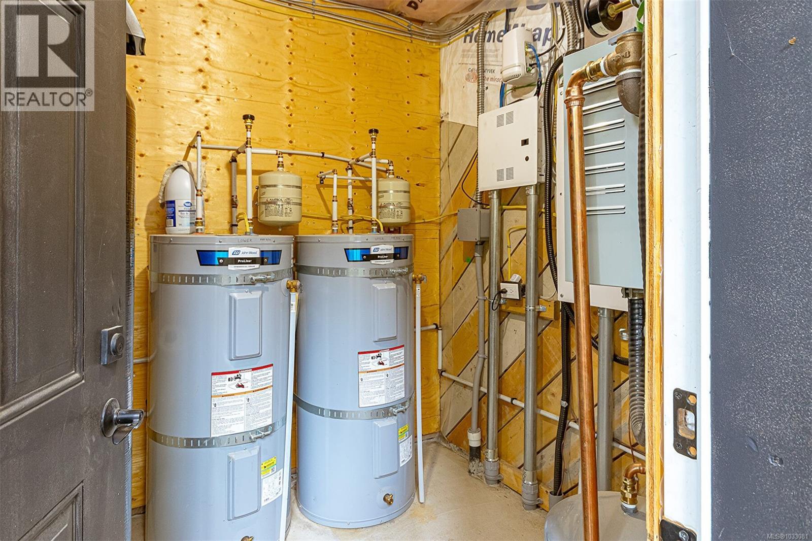  668 Southwood Drive, Highlands