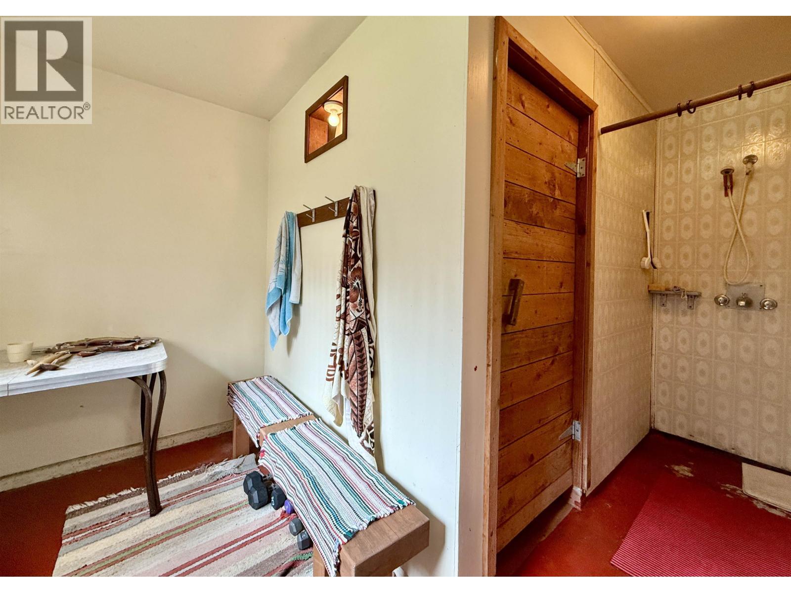 299 KING ROAD, Gibsons