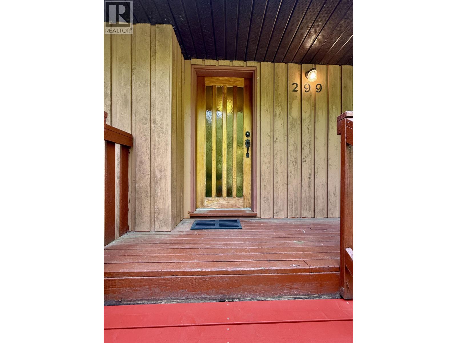 299 KING ROAD, Gibsons
