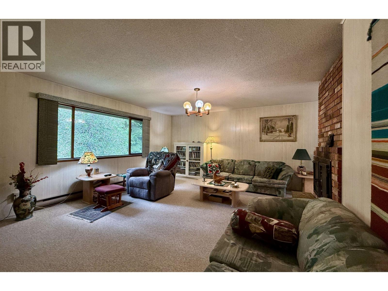 299 KING ROAD, Gibsons