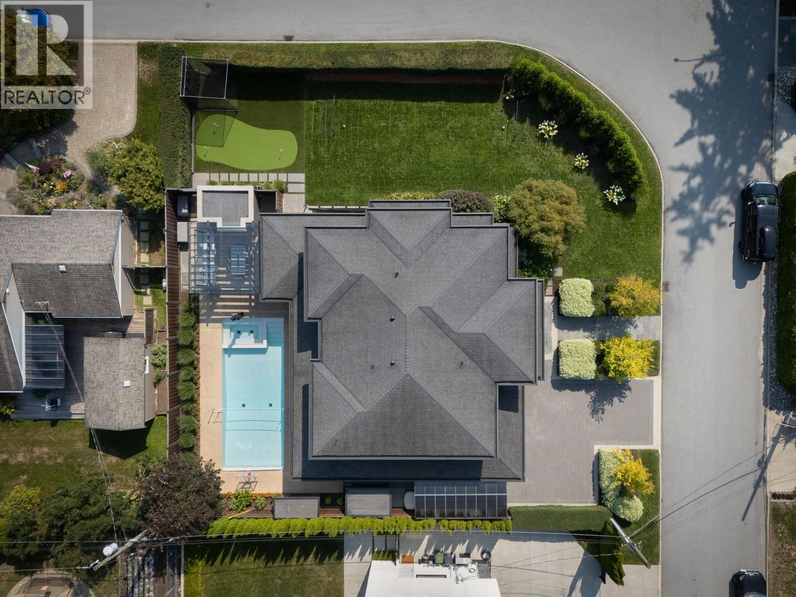 4230 LIONS AVENUE, North Vancouver