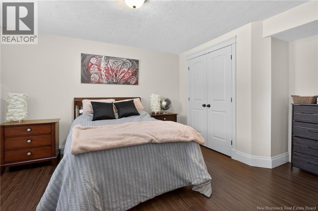 124 Larochelle Street - 40