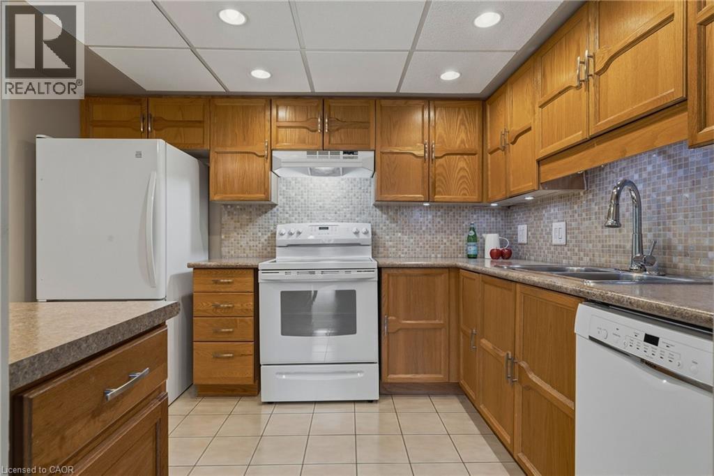 150 WILSON Street W Unit# 306, Ancaster, Ontario, L8R1E2 — Photo 16