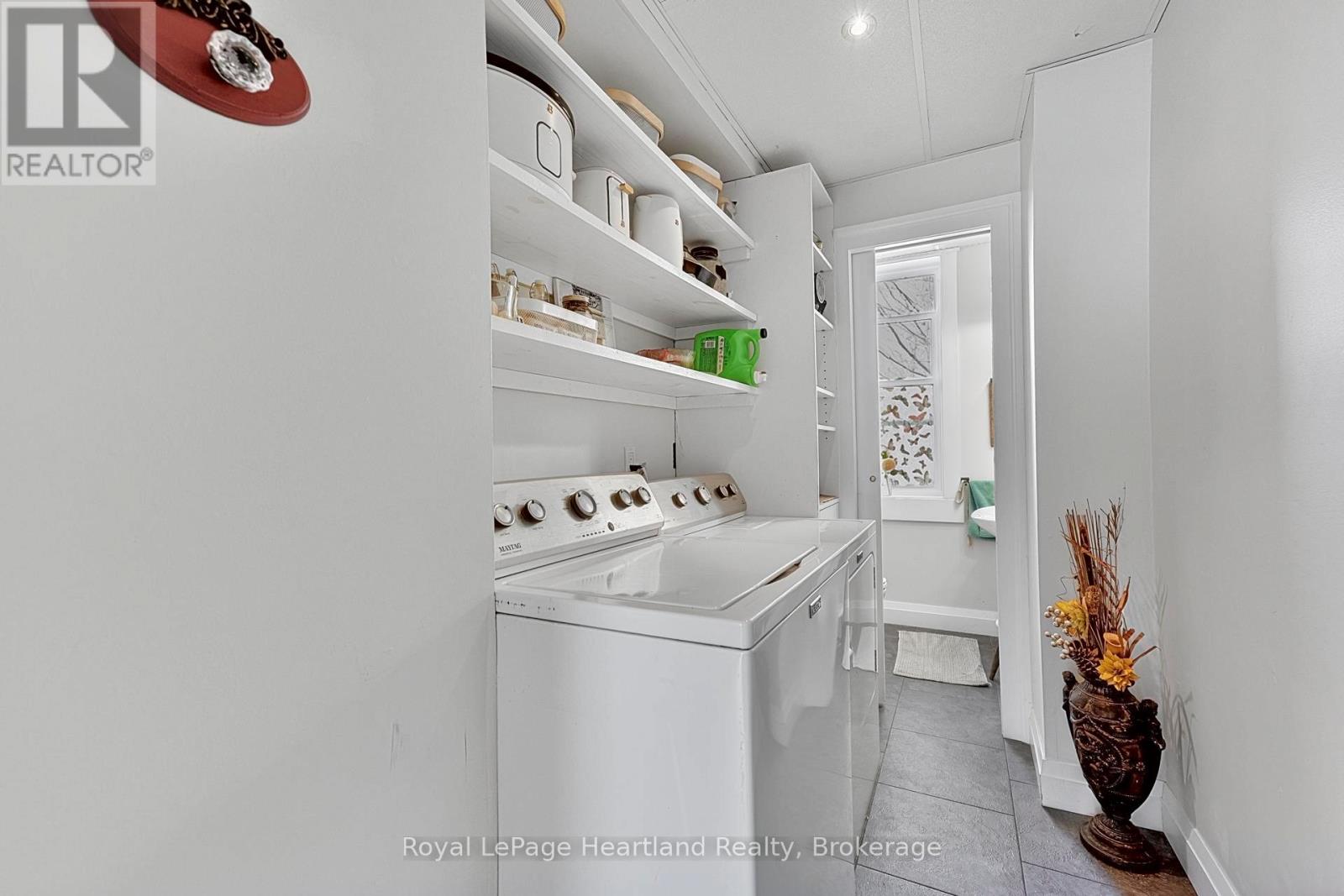 221 BAYFIELD ROAD - 29