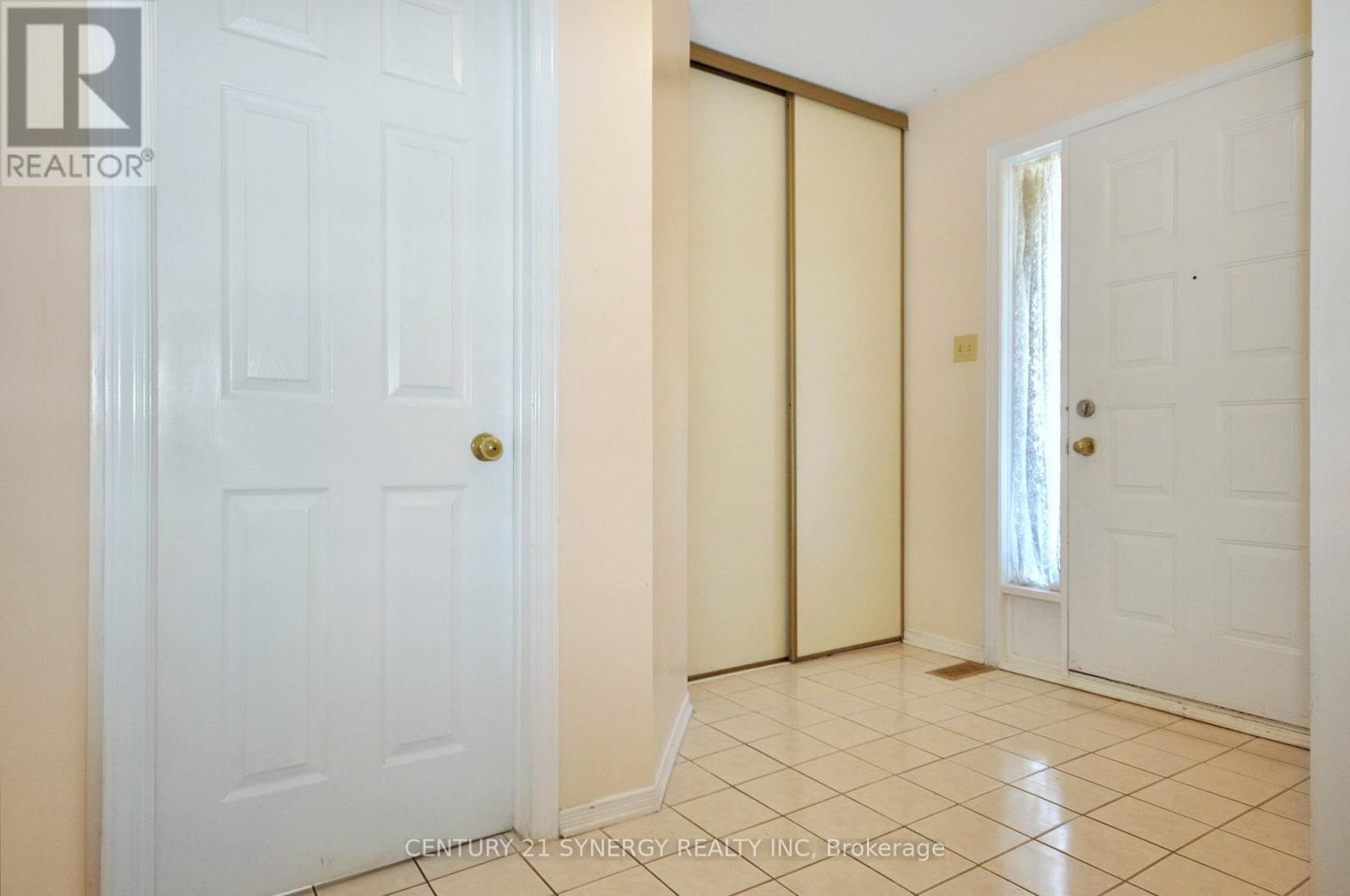 Spacious Entrance Foyer